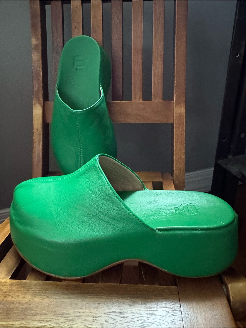 Platform Mule Clogs in Bold Green — Women's Slip-On Comfort